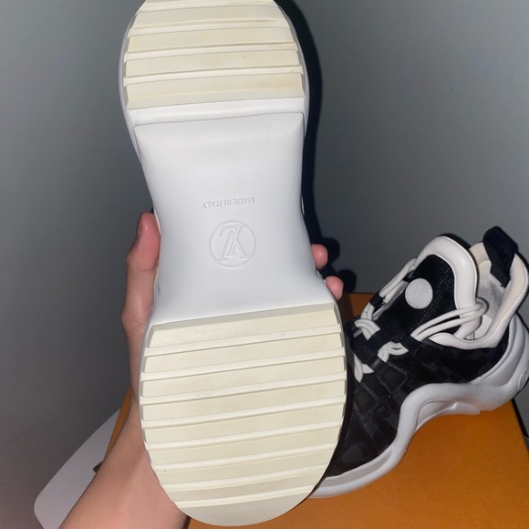 Louis Vuitton Sneaker Archlight Size 38 - Picture 3 of 5